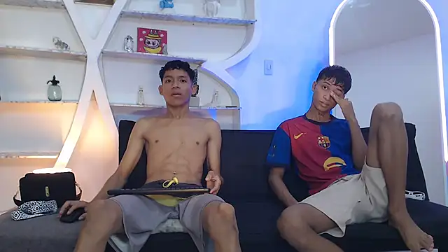 BEAUTY BOYS1 online show from 10.18.25