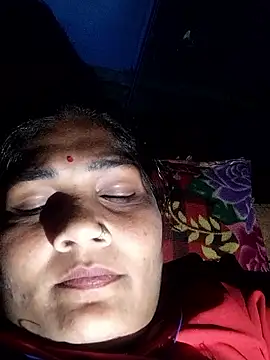 Snapshot of Rakhi_j chatting on 11.13.25 Rakhi j online show from 11.13.25