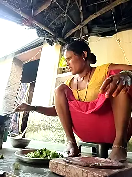 cute diya 12 online show from 09.22.25