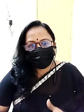 Snapshot of Ananya_flower chatting on 09.16.25 Ananya flower online show from 09.16.25