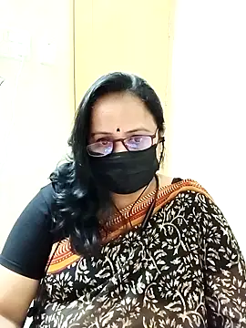 Snapshot of Ananya_flower chatting on 09.24.25 Ananya flower online show from 09.24.25