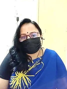Snapshot of Ananya_flower chatting on 09.30.25 Ananya flower online show from 09.30.25