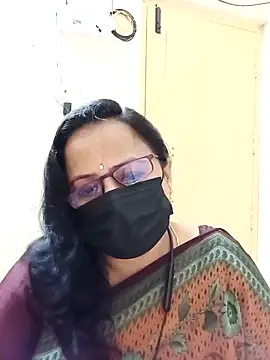 Snapshot of Ananya_flower chatting on 10.15.25 Ananya flower online show from 10.15.25