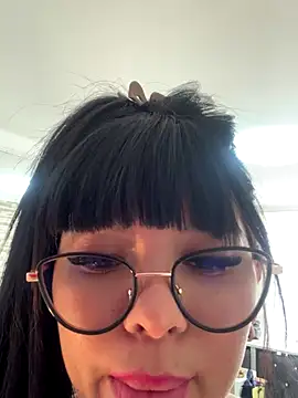 BrendaCrean online show from 12.02.24