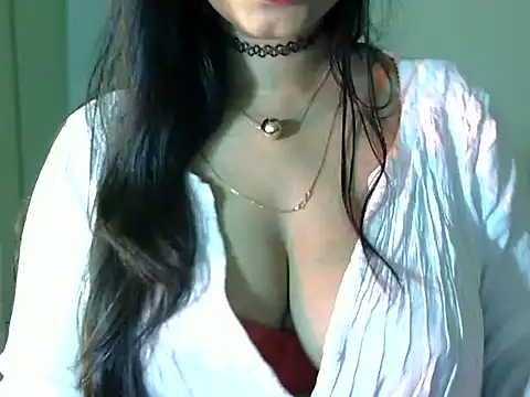 Snapshot of indianninza chatting on 10.27.25 indianninza online show from 10.27.25