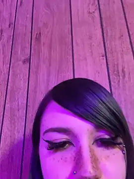 Snapshot of GoddessJemma chatting on 11.16.25 GoddessJemma online show from 11.16.25