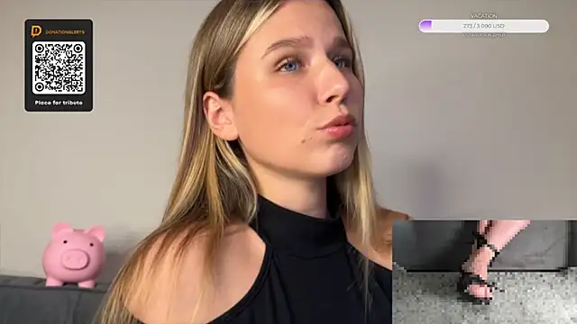 Snapshot of GoddessRoss chatting on 09.13.25 GoddessRoss online show from 09.13.25