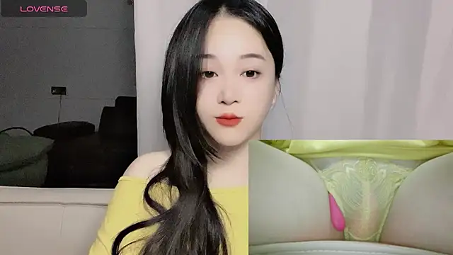 woaiqinqin online show from 10.26.25