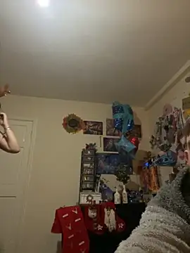 Snapshot of kittykatbean chatting on 11.16.25 kittykatbean online show from 11.16.25