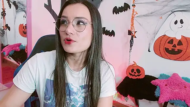 danna 888 online show from 10.24.25