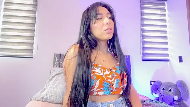 greciadom555 online show from 09.17.25