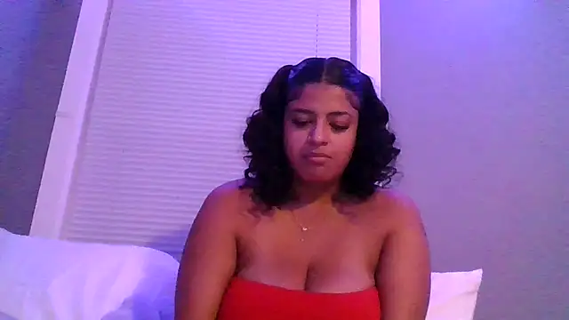 Snapshot of ebonymama23 chatting on 09.16.25 ebonymama23 online show from 09.16.25