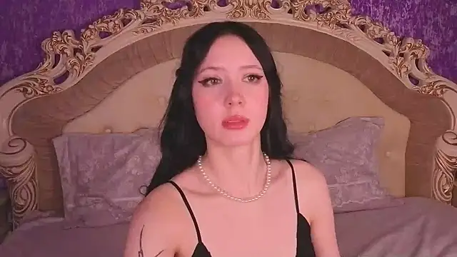 GraceMartinos online show from 09.26.25