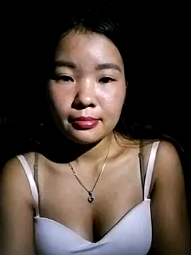 Snapshot of lylylove chatting on 09.16.25 lylylove online show from 09.16.25