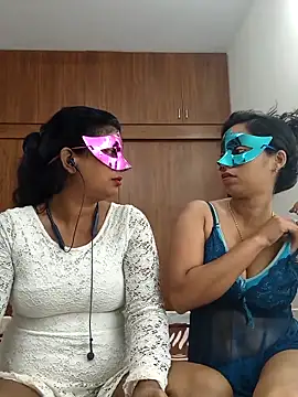 Snapshot of your_chandni04 chatting on 10.15.25 your chandni04 online show from 10.15.25