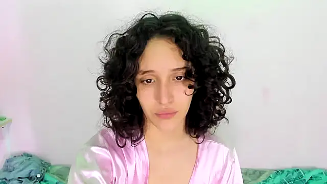 TeensNews18 online show from 09.26.25