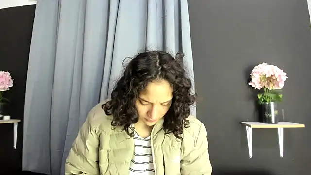 TeensNews18 online show from 11.12.25