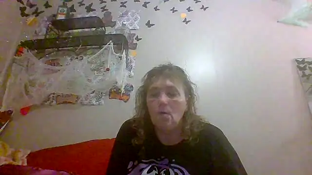 Snapshot of Bored_Grandma chatting on 09.09.25 Bored Grandma online show from 09.09.25