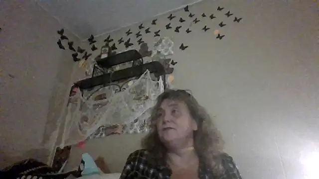 Snapshot of Bored_Grandma chatting on 09.24.25 Bored Grandma online show from 09.24.25