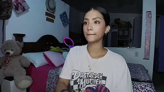 Snapshot of mia_yireth chatting on 09.20.25 mia yireth online show from 09.20.25