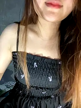 Hinne07 online show from 10.13.25