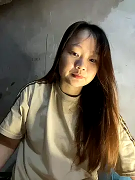 Hinne07 online show from 11.04.25