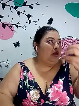 curvy diva  online show from 10.03.25