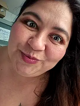 curvy diva  online show from 10.23.25