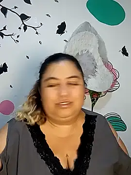 curvy diva  online show from 12.01.25