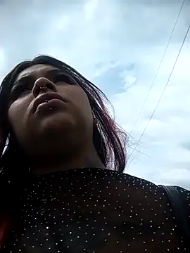 snow belle online show from 12.03.25