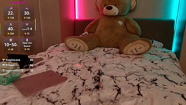 Missss Eva online show from 11.23.25