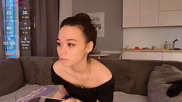 Missss Eva online show from 12.03.25