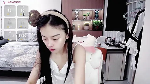 Snapshot of Xiao-zuzongl chatting on 09.13.25 Xiao-zuzongl online show from 09.13.25