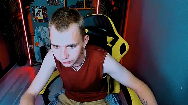 Snapshot of TimBlaks chatting on 09.16.25 TimBlaks online show from 09.16.25