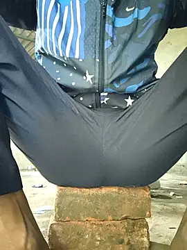 Snapshot of onlymasti00 chatting on 10.05.25 onlymasti00 online show from 10.05.25