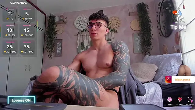 estebandi do online show from 11.14.25