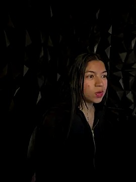 lil charme online show from 11.12.25