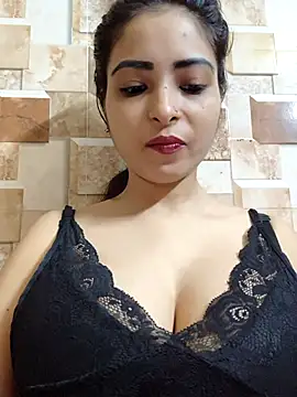 Snapshot of QUEEN-ADITI chatting on 09.16.25 QUEEN-ADITI online show from 09.16.25
