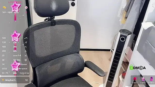 Snapshot of Zora_888 chatting on 09.17.25 Zora 888 online show from 09.17.25