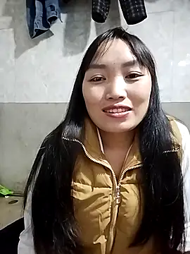 susu-00 online show from 11.17.25