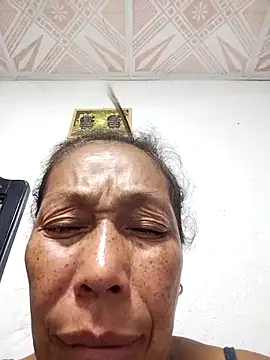 Naomi-Mature online show from 09.20.25