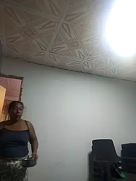 Naomi-Mature online show from 10.17.25