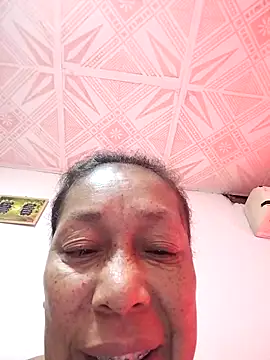 Naomi-Mature online show from 10.31.25