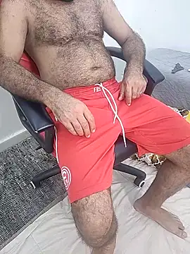 Snapshot of rachid_bn chatting on 10.13.25 rachid bn online show from 10.13.25