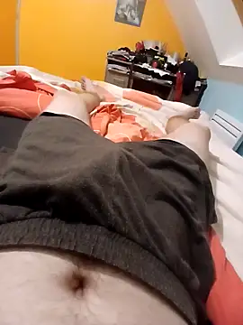 Snapshot of Aymeric35000 chatting on 09.19.25 Aymeric35000 online show from 09.19.25