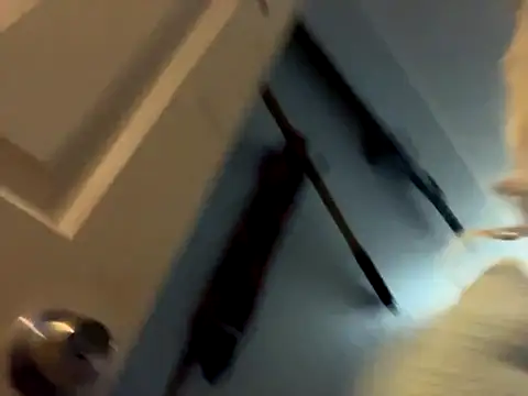 Snapshot of TaylorMade2223 chatting on 11.04.25 TaylorMade2223 online show from 11.04.25