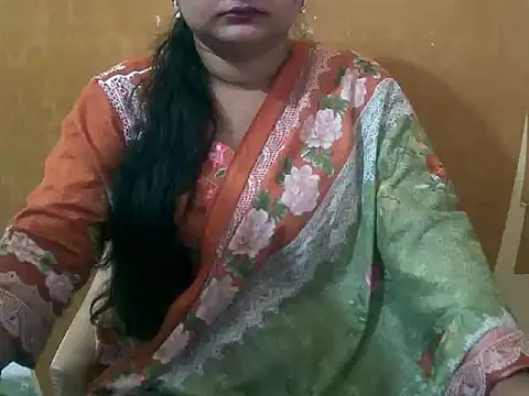 Snapshot of Saniya_K chatting on 09.20.25 Saniya K online show from 09.20.25