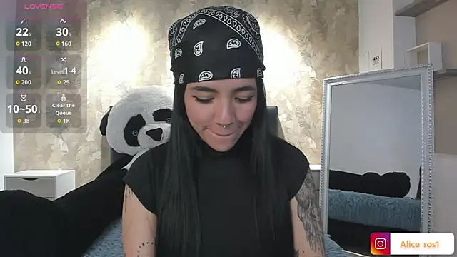 Snapshot of alice_rose5 chatting on 10.03.25 alice rose5 online show from 10.03.25