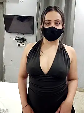Snapshot of sexy_aaliya_hamidi chatting on 09.27.25 sexy aaliya hamidi online show from 09.27.25