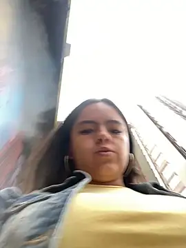 Snapshot of EmilyHarperr chatting on 09.19.25 EmilyHarperr online show from 09.19.25